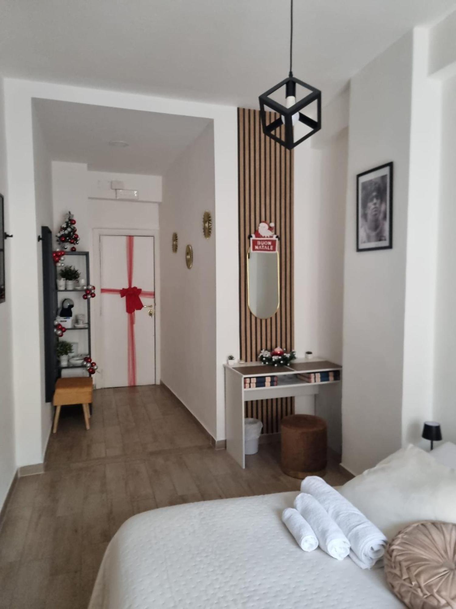 Niluna Neapel Exteriör bild