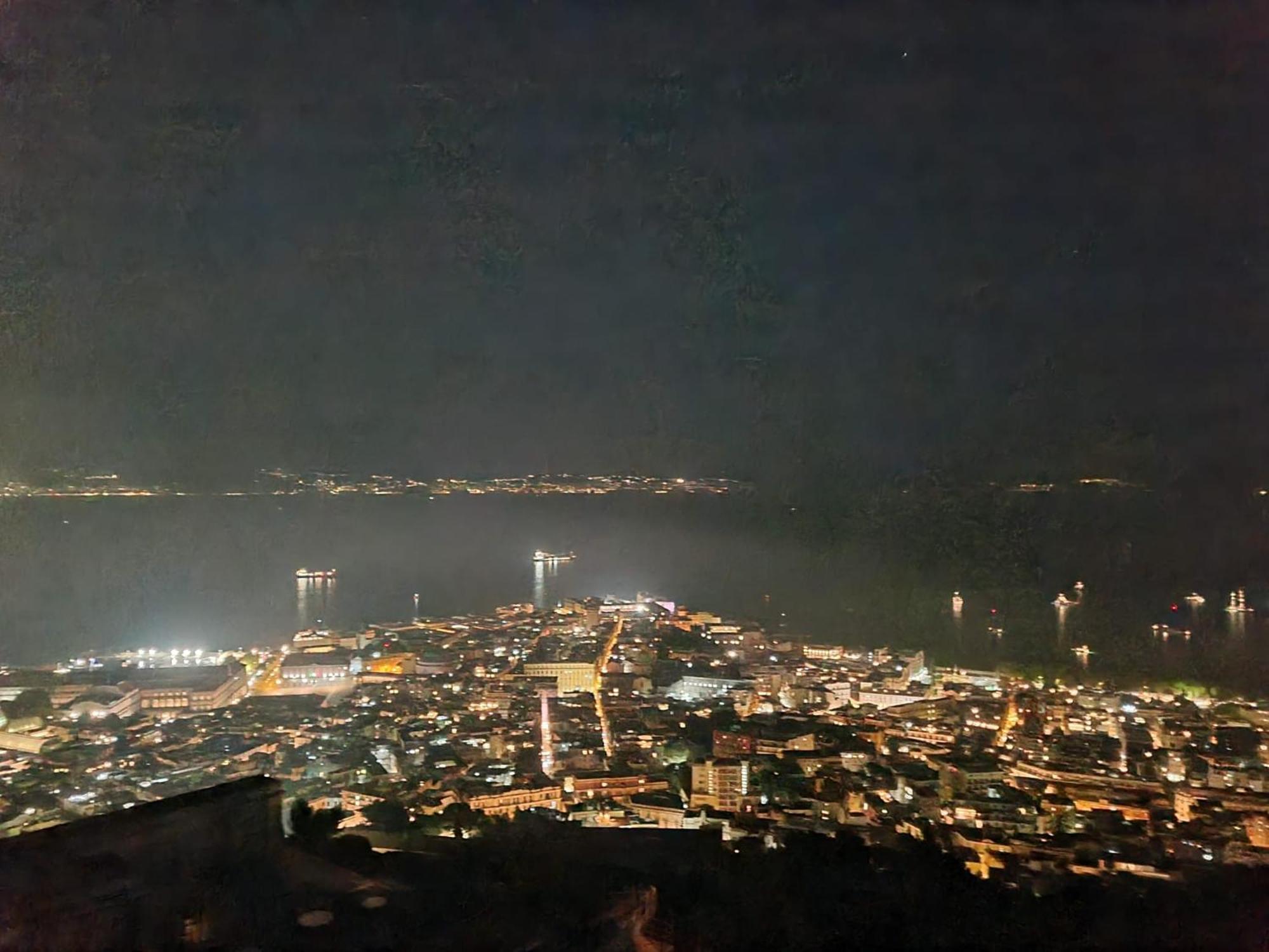 Niluna Neapel Exteriör bild